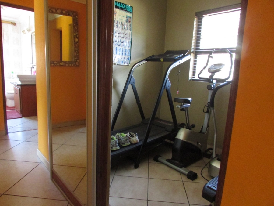 To Let 3 Bedroom Property for Rent in Woodland Hills Wildlife Estate Free State